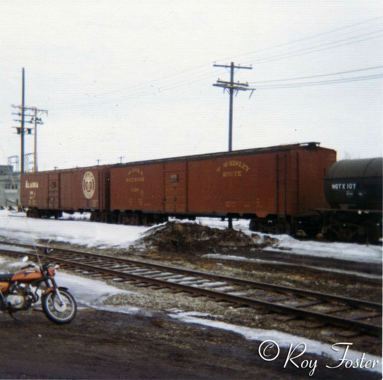 ARR 10344 box, red/black roof, painted 7-53, blt 6-43, bx-1 Fairbanks 4 April 1973