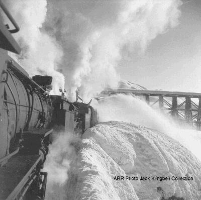 Lower loop trestle