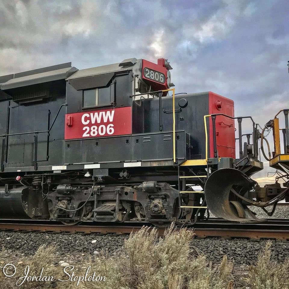 GP49 2806, 2807 and 2809 lashup