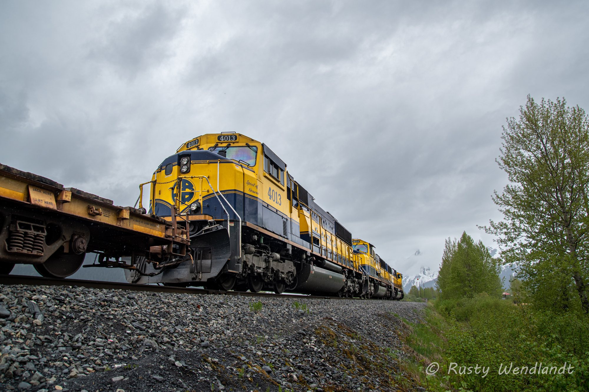 Three SD70MACs