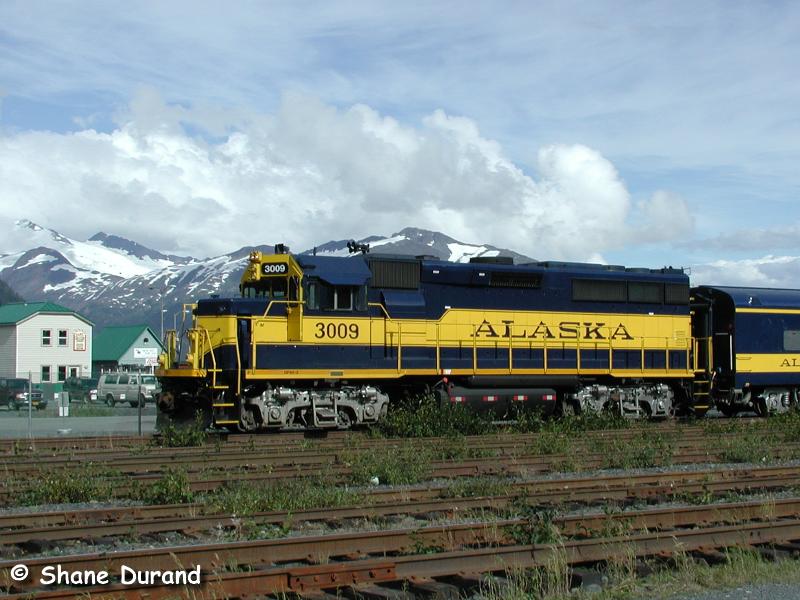 3009 in new paint scheme